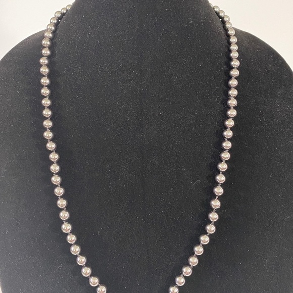 Necklace hematite Long round beads knotted 28” - Picture 3 of 6